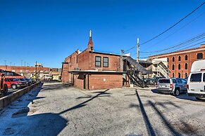 Sleek, Modern Loft in Downtown Springfield!
