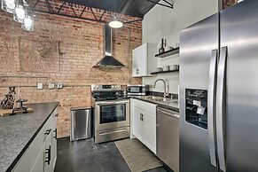 Sleek, Modern Loft in Downtown Springfield!