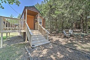 Branson Cabin w/ Deck Near Table Rock Lake!