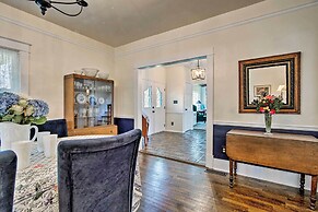 Remodeled Historic Farmhouse ~ 20 Mi to KC!