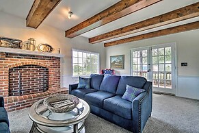 Remodeled Historic Farmhouse ~ 20 Mi to KC!