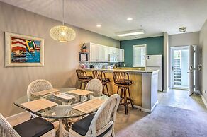 Sunny Coastal Condo ~ 1 Mi to N Myrtle Beach!