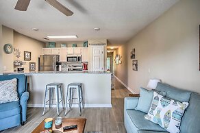 Sunny N Myrtle Condo w/ Pool < 2 Mi to Beach!