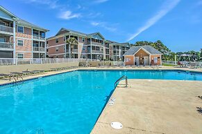Sunny N Myrtle Condo w/ Pool < 2 Mi to Beach!