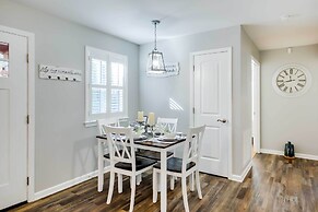 Step-free Home w/ Fire Pit - 3 Miles to Usc!