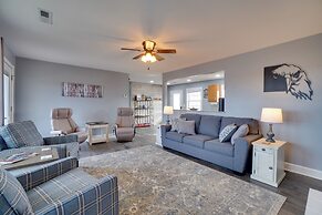 Table Rock Lake Home - Fire Pit & Lake Views!