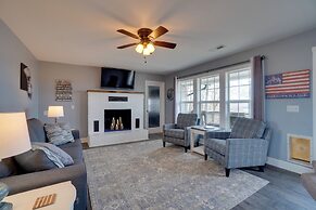 Table Rock Lake Home - Fire Pit & Lake Views!