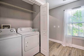 Townhome 1-min Walk to Lake & Close to Sdc!