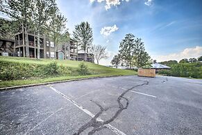 Branson Condo on Golf Course, 4 Mi to Downtown