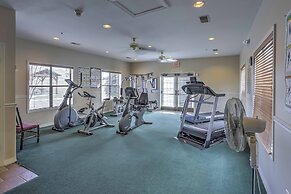 Branson Condo on Golf Course, 4 Mi to Downtown