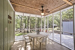 Bull Shoals Lake Home w/ Porch - Steps to Water!