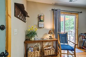 Bull Shoals Lake Home w/ Porch - Steps to Water!