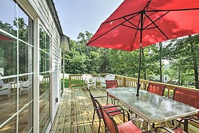 Bull Shoals Lake Home w/ Porch - Steps to Water!