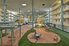 Walkable Hilton Head Island Condo w/ Resort Perks