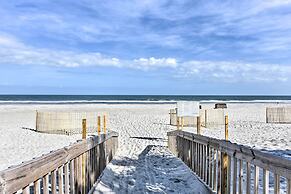 Walkable Hilton Head Island Condo w/ Resort Perks