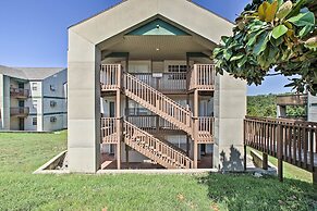 2 Mi to Silver Dollar City: Branson Resort Condo