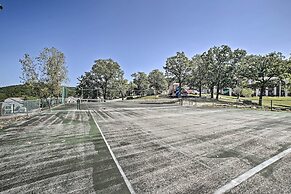 2 Mi to Silver Dollar City: Branson Resort Condo