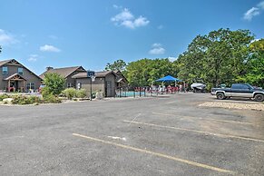 Updated Cabin w/ Direct Lake Access & Pool!