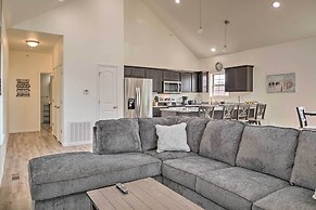 Updated Cabin w/ Direct Lake Access & Pool!