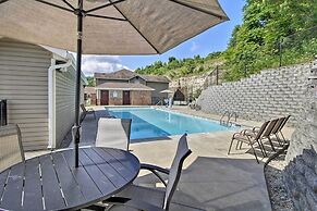 5 Mi to Marvel Cave: Ground-level Branson Apt!