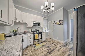 9 Mi to Dtwn: Vibrant St Louis Home!
