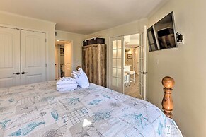 Lagoon & Fountain Views: Villa in Palmetto Dunes