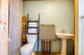 Waterfront Ozarks Home w/ Hot Tub, Bar & Dock