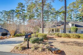 Lakefront Mccormick Gem: Deck & Golf Course Views