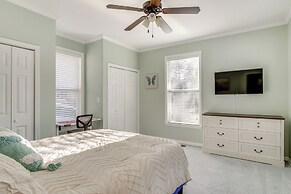 Lakefront Mccormick Gem: Deck & Golf Course Views