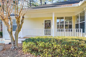 Lakefront Mccormick Gem: Deck & Golf Course Views