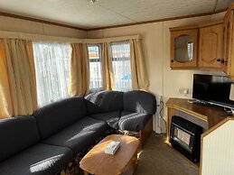 2 Bedroom Sleeps 6 Caravan Manor Park Hunstanton