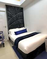 The Gibs Hotel