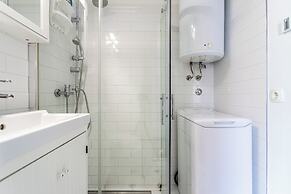 Comfortable apt With Great City and sea View