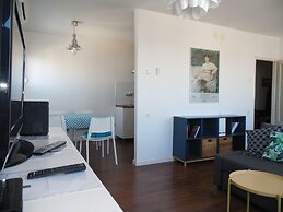 Comfortable apt With Great City and sea View