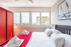 Comfortable apt With Great City and sea View