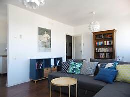 Comfortable apt With Great City and sea View