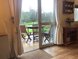 Cosy 3 Bed Lodge on 35 Acre Holiday Estate