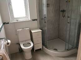 Cosy 3 Bed Lodge on 35 Acre Holiday Estate