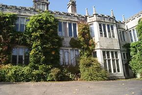 Cosy 3 Bed Lodge on 35 Acre Holiday Estate