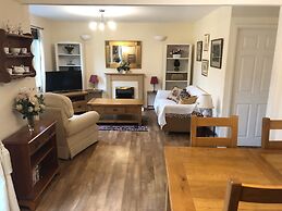 Cosy 3 Bed Lodge on 35 Acre Holiday Estate