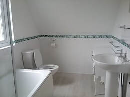 Cosy 3 Bed Lodge on 35 Acre Holiday Estate