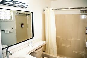 Capri inn and Suites