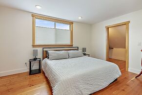 The Mountain Ave House by WanderLodges