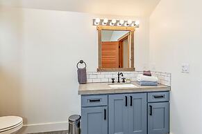 The Mountain Ave House by WanderLodges