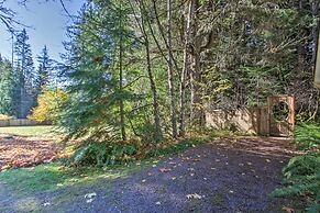 Owls Nest Studio w/ Hot Tub: Hike Nearby!