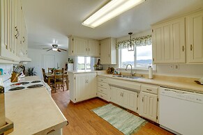 30-acre Witter Springs Ranch w/ Barn & Views!