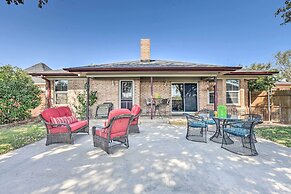 Abilene Home W/bbq & Pvt Yard, 1 Mi to Acu!