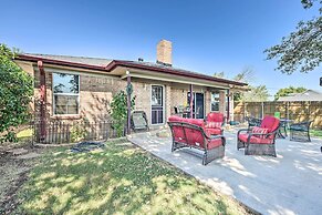 Abilene Home W/bbq & Pvt Yard, 1 Mi to Acu!