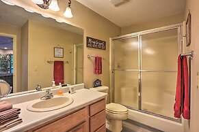 Beaver Lake Retreat w/ Deck & Private Hot Tub