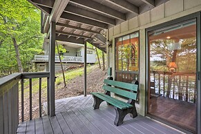 Beaver Lake Retreat w/ Deck & Private Hot Tub